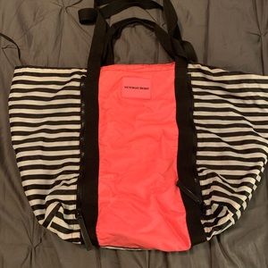 Victoria’s Secret workout tote